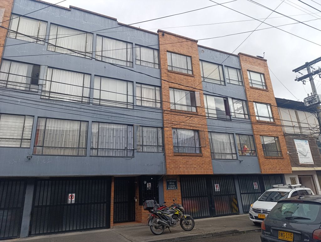 Apartamento en venta Cundinamarca Bogotá La Cabaña 54 m2 Habitaciones 3 Baños 2 Garajes 1 Precio $280000000