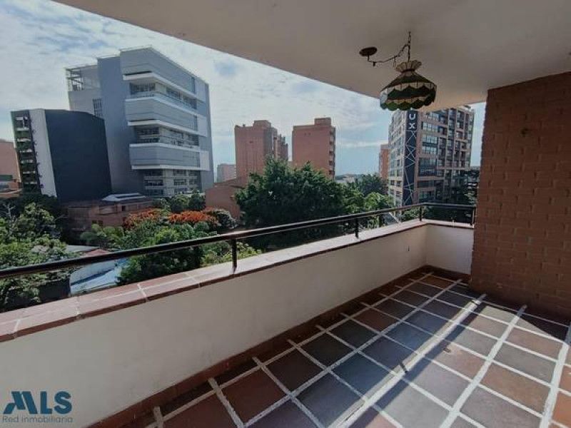 Apartamento en venta Antioquia Medellín Laureles 298 m2 Habitaciones 4 Baños 3 Garajes 3 Precio $1450000000