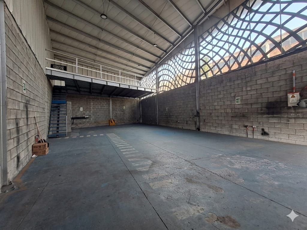 Bodega en arriendo Risaralda Dosquebradas Campestre A 250 m2 Habitaciones 0 Baños 2 Garajes 1 Precio $6500000
