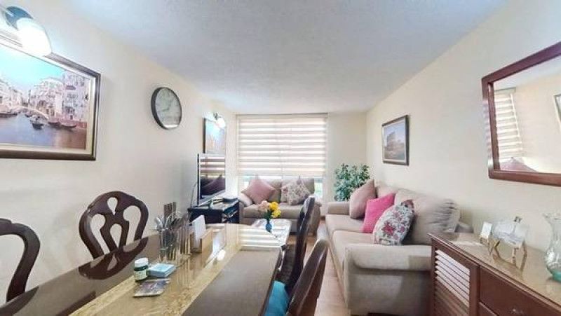 Apartamento en venta Cundinamarca Bogotá Villa Elisa 60 m2 Habitaciones 3 Baños 2 Garajes 1 Precio $305000000