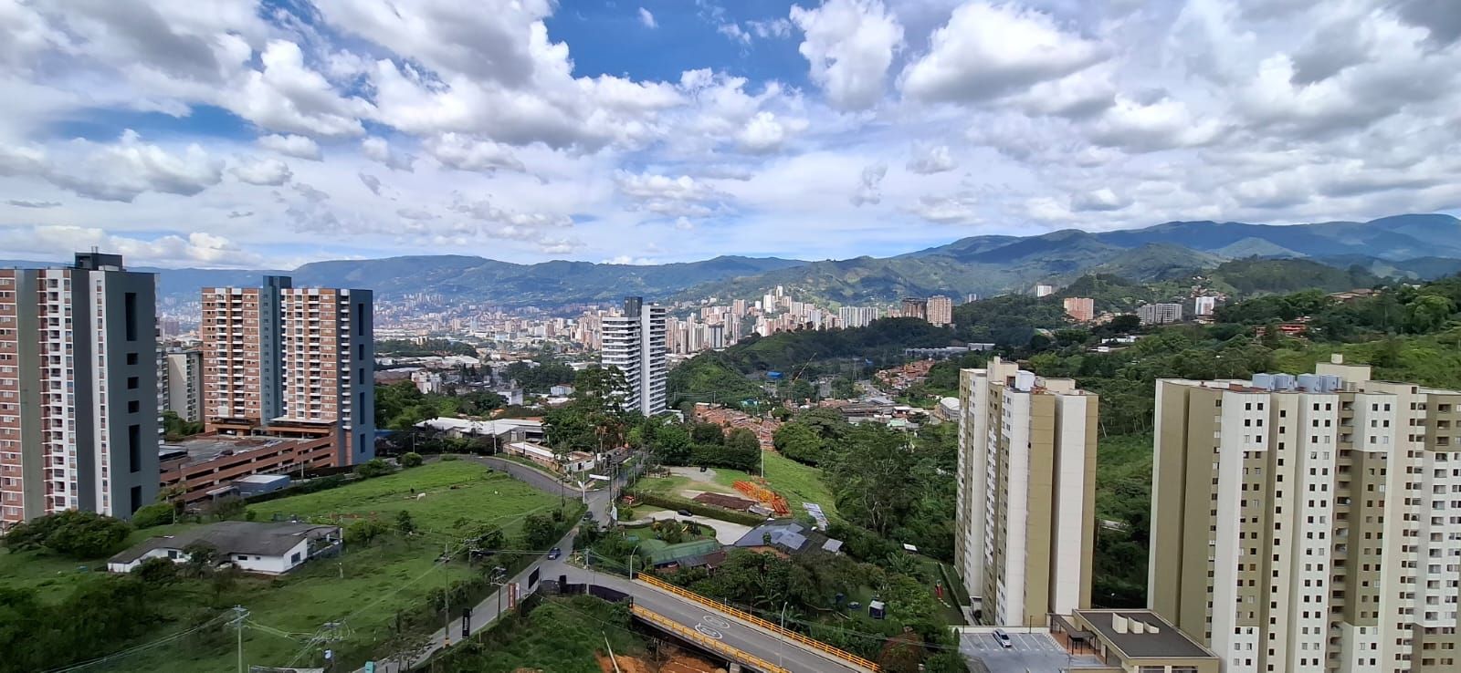 Apartamento en arriendo Antioquia La Estrella Quebrada Grande 72 m2 Habitaciones 3 Baños 2 Garajes 1 Precio $2700000