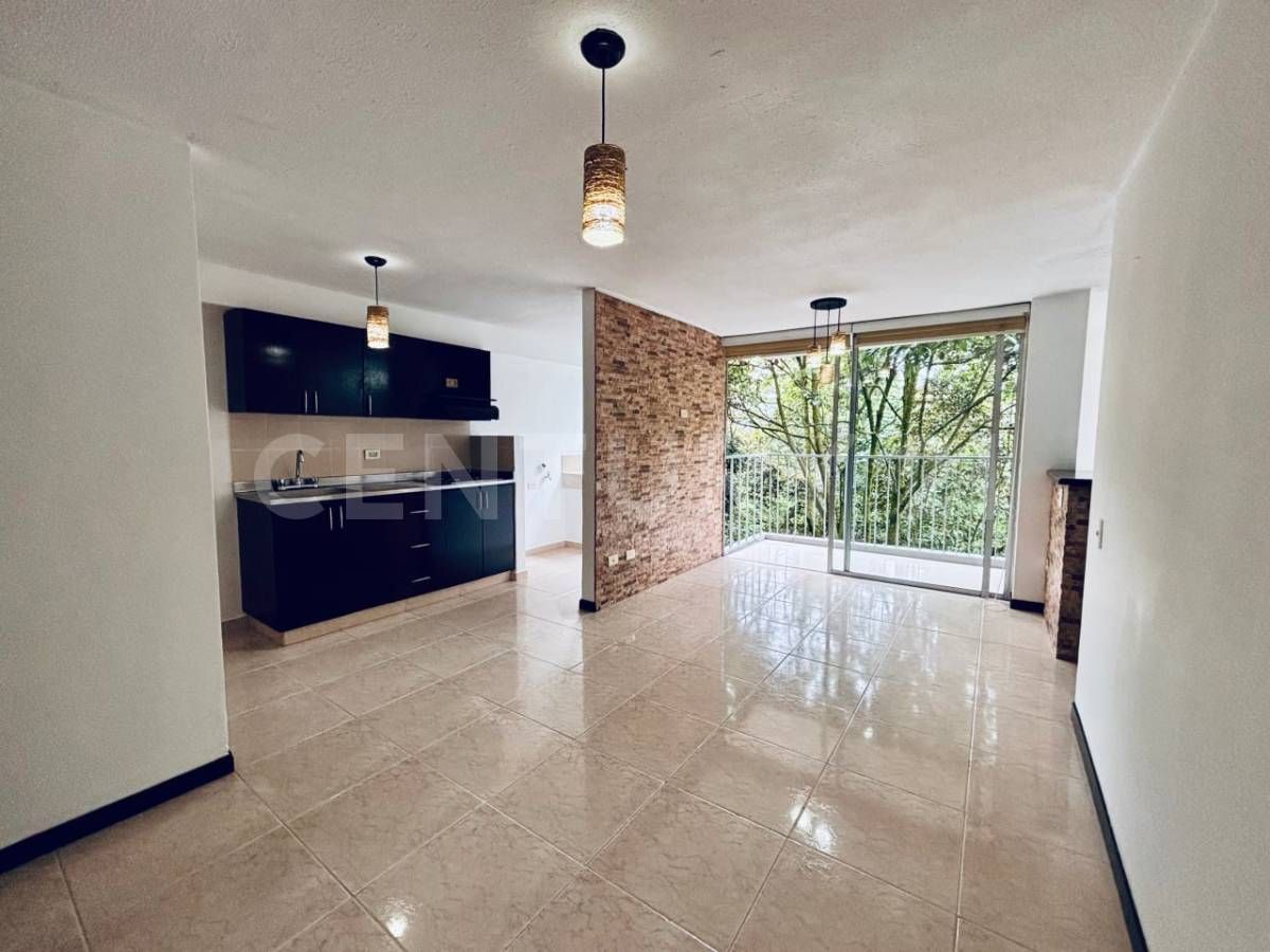 Apartamento en arriendo Antioquia Envigado El Chinguí 63 m2 Habitaciones 2 Baños 2 Garajes 1 Precio $2600000