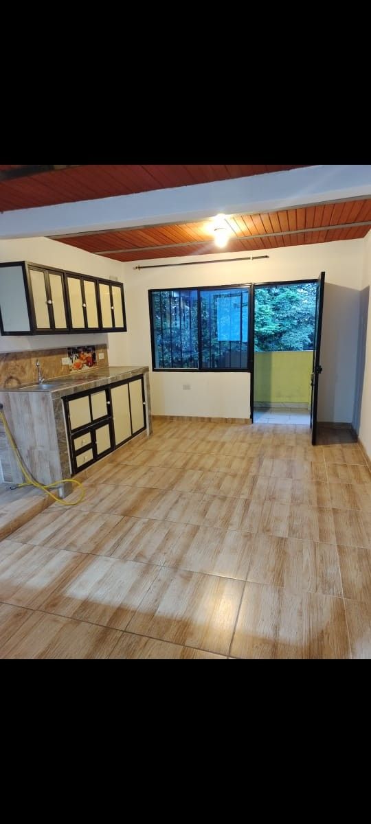 Apartamento en venta Valle Del Cauca Cali San Luís 100 m2 Habitaciones 3 Baños 2 Garajes 0 Precio $180000000