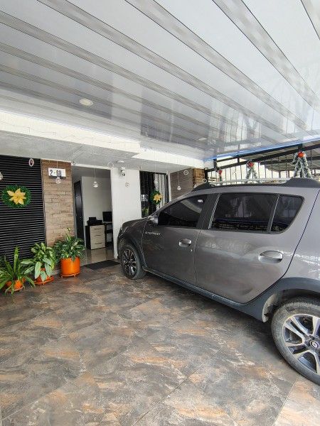 Casa en venta Valle Del Cauca Jamundí Ciudad Alfaguara 110 m2 Habitaciones 3 Baños 3 Garajes 2 Precio $400000000