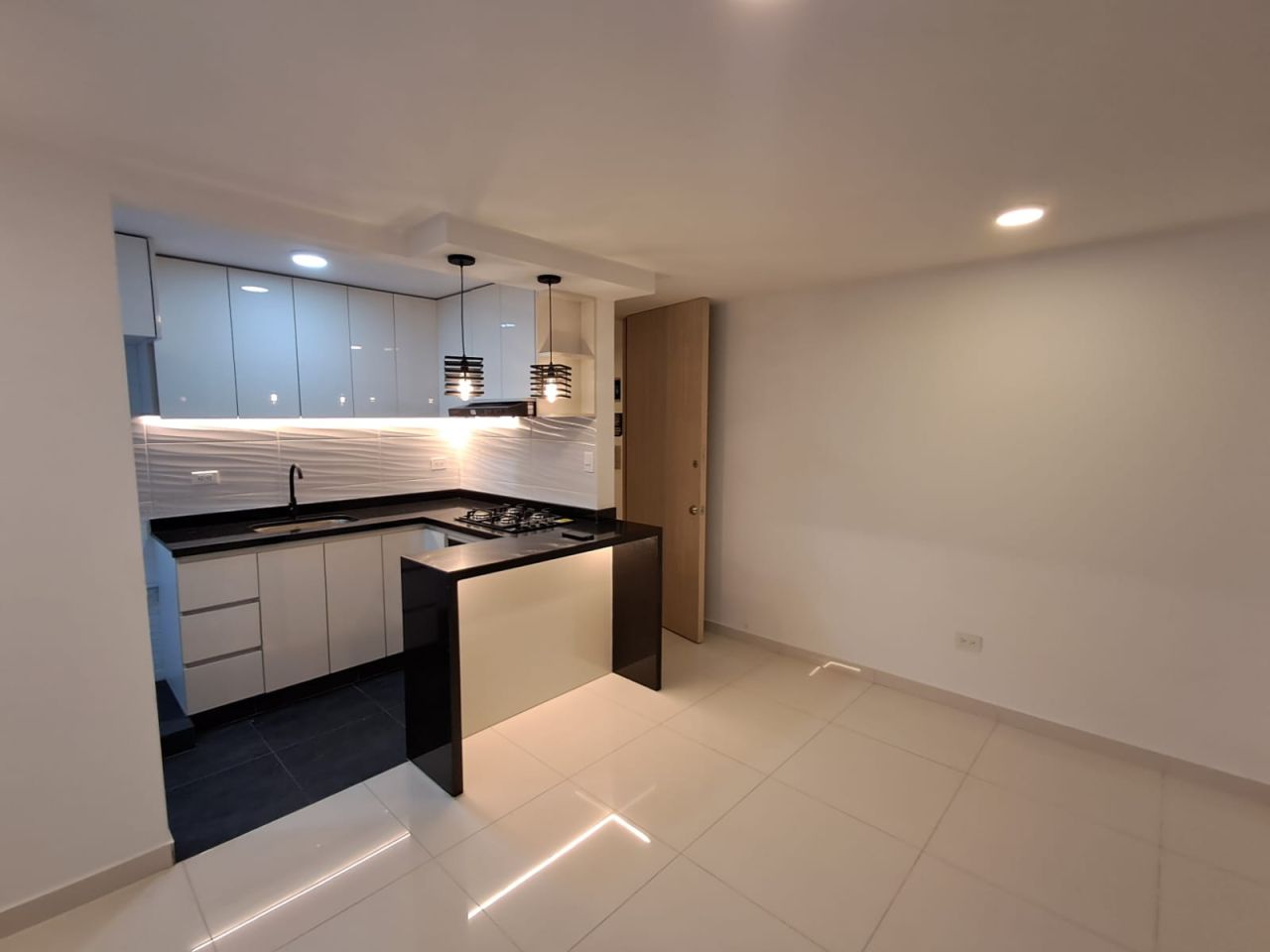 Apartamento en arriendo Cundinamarca Zipaquirá Br Algarra Iii 50 m2 Habitaciones 3 Baños 2 Garajes 0 Precio $1600000