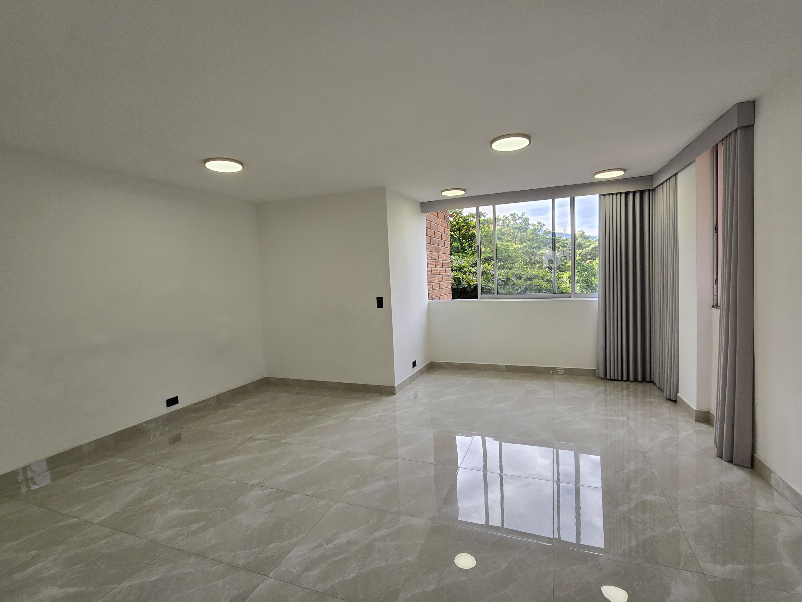 Apartamento en venta Antioquia Medellín Calle Nueva 85 m2 Habitaciones 3 Baños 2 Garajes 1 Precio $650000000