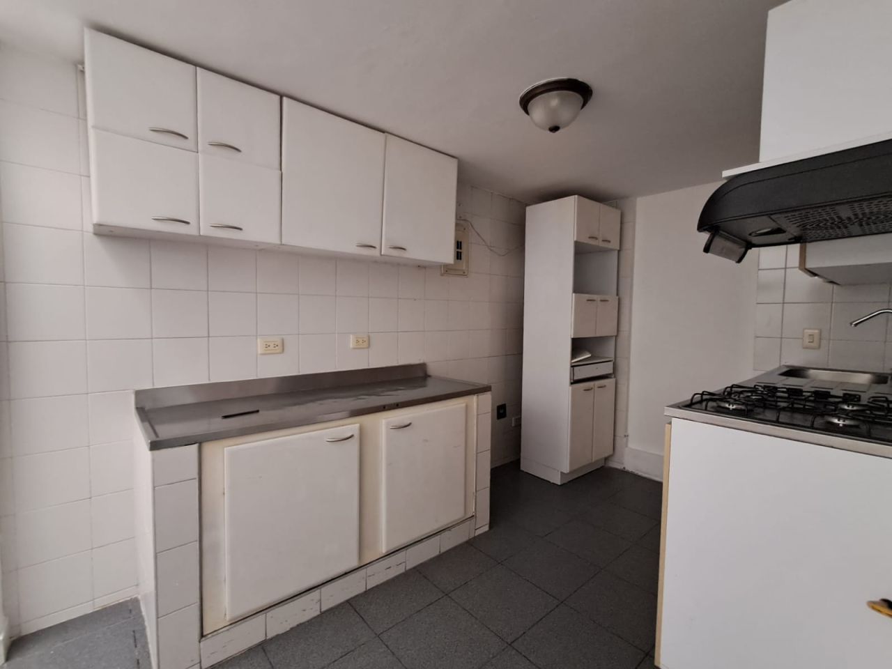 Apartamento en arriendo Antioquia Medellín Los Conquistadores 72 m2 Habitaciones 2 Baños 2 Garajes 0 Precio $2700000