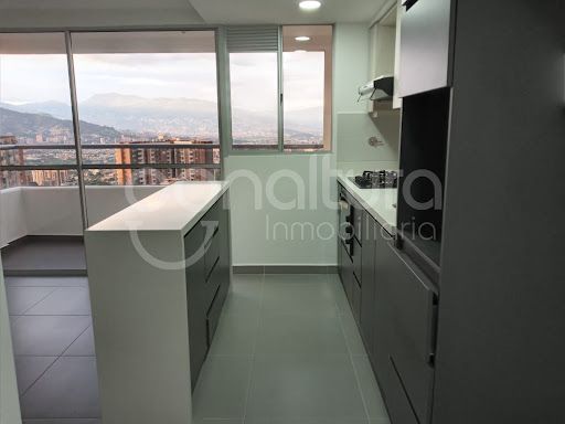 Apartamento en arriendo Antioquia Envigado San Rafael 75 m2 Habitaciones 3 Baños 2 Garajes 1 Precio $2900000