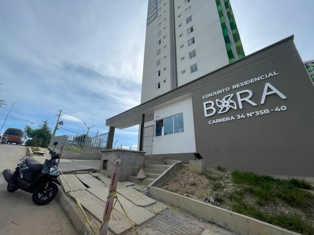 Apartamento en venta Santander Girón Apartamentos El Carrizal 53 m2 Habitaciones 3 Baños 2 Garajes 1 Precio $190000000