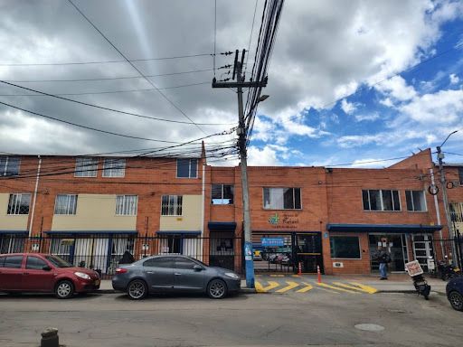 Casa en arriendo Cundinamarca Bogotá Cr Parques De San Rafael 75 m2 Habitaciones 4 Baños 2 Garajes 0 Precio $1200000