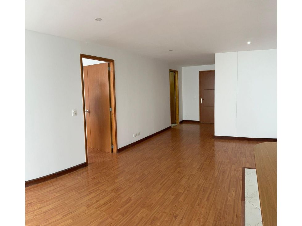 Apartaestudio en venta Risaralda Pereira Br Pinares De San Martin 60 m2 Habitaciones 1 Baños 1 Garajes 1 Precio $350000000