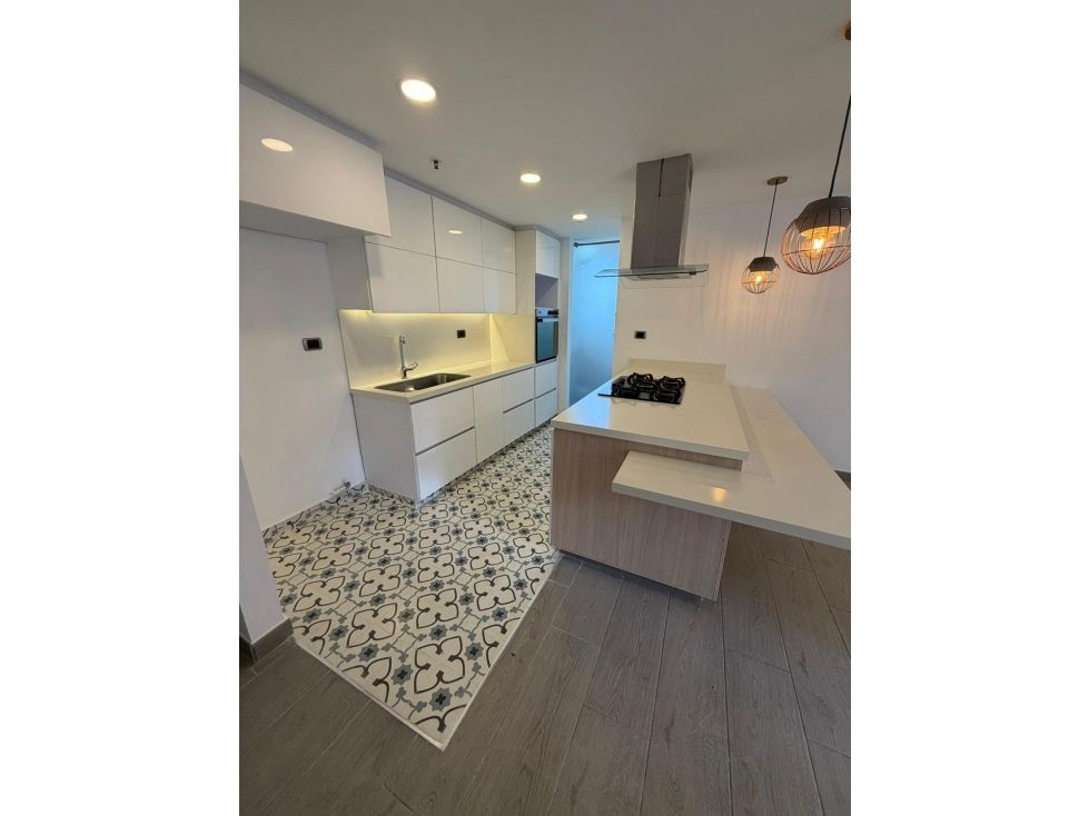 Apartamento en venta Antioquia Medellín San German 90 m2 Habitaciones 3 Baños 2 Garajes 3 Precio $830000000