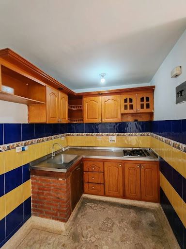 Apartamento en arriendo Antioquia Medellín San Bernardo 90 m2 Habitaciones 3 Baños 1 Garajes 0 Precio $2100000
