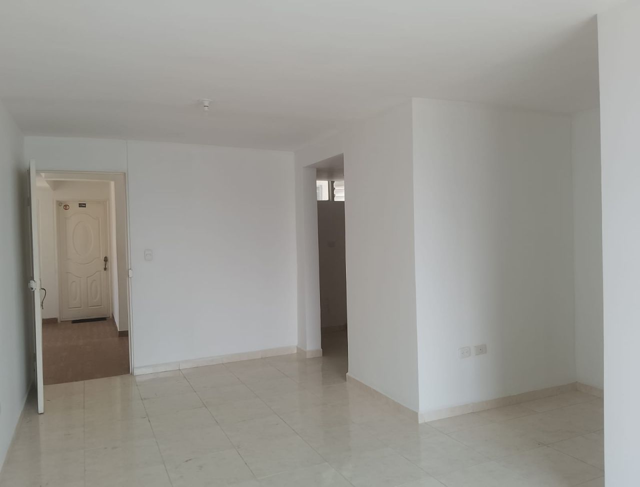 Apartamento en venta Santander San Gil Urbanización José Antonio Galán 120 m2 Habitaciones 3 Baños 2 Garajes 1 Precio $180000000