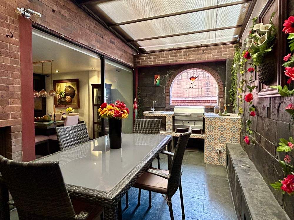 Casa en venta Cundinamarca Bogotá Santa Bibiana 289 m2 Habitaciones 3 Baños 3 Garajes 3 Precio $1460000000