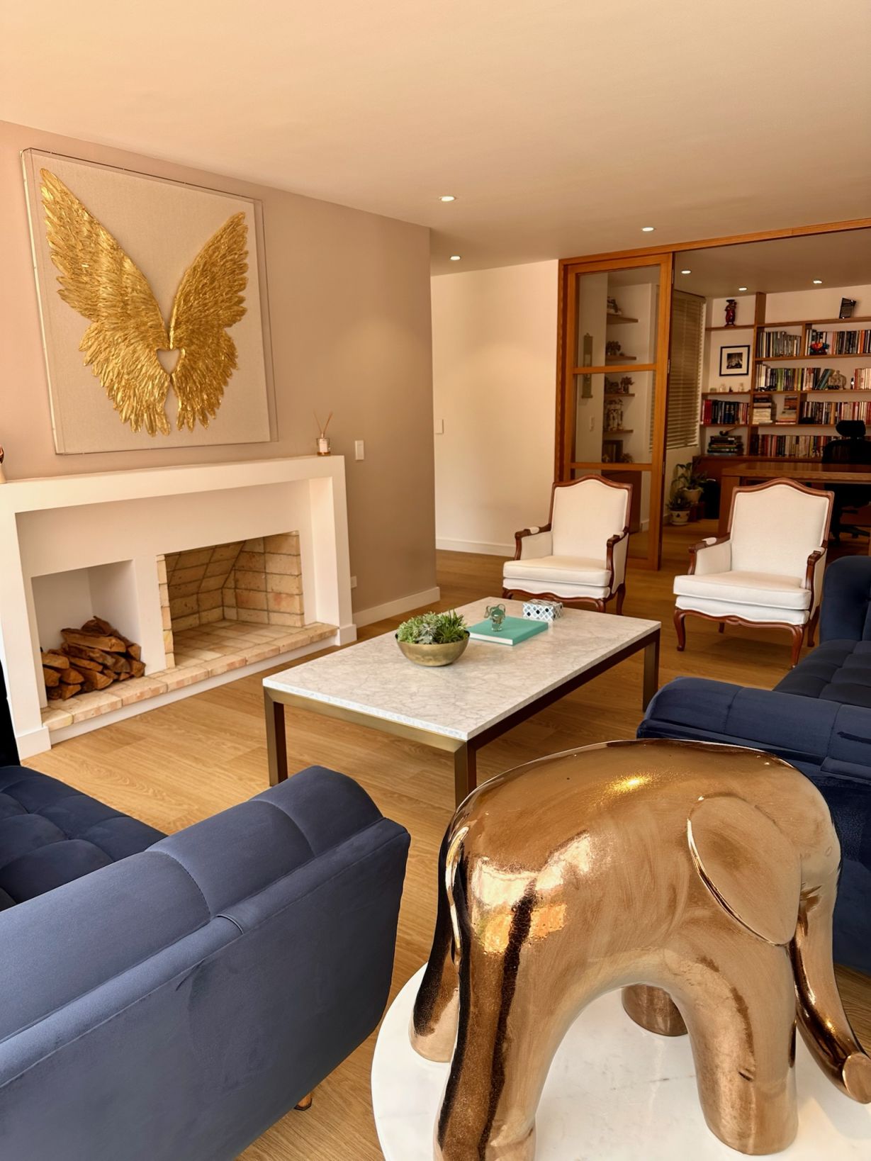 Apartamento en venta Cundinamarca Bogotá Los Alpes 252 m2 Habitaciones 4 Baños 5 Garajes 2 Precio $1950000000