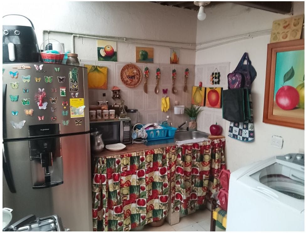 Casa en venta Cundinamarca Bogotá El Salitre 200 m2 Habitaciones 6 Baños 3 Garajes 0 Precio $450000000