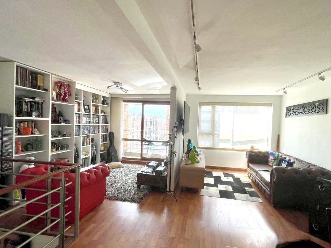 Apartamento en venta Cundinamarca Bogotá Parques De Lorena 104 m2 Habitaciones 3 Baños 3 Garajes 2 Precio $680000000