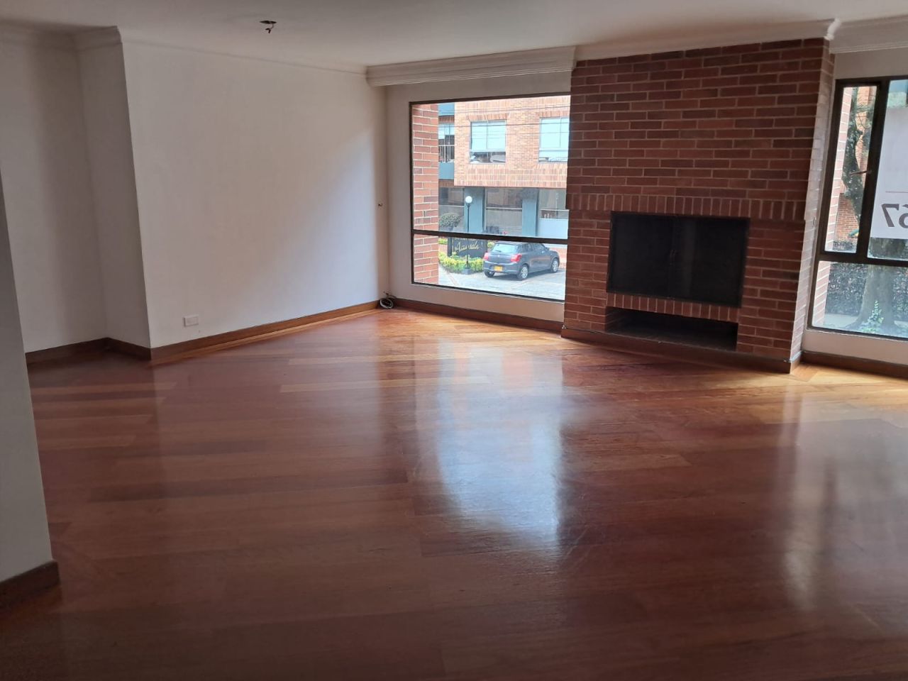 Apartamento en venta Cundinamarca Bogotá Estoril 127 m2 Habitaciones 4 Baños 4 Garajes 0 Precio $800000000