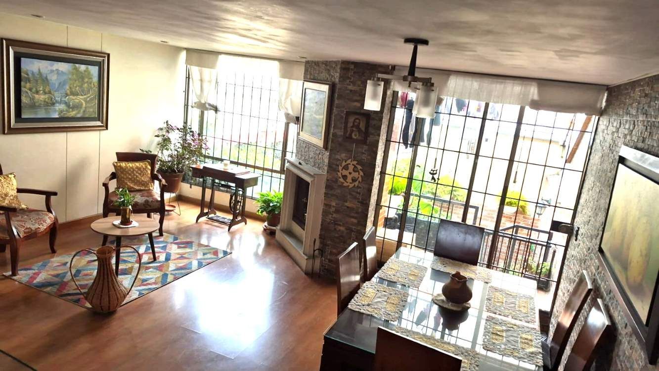 Casa en venta Cundinamarca Bogotá Las Villas 197 m2 Habitaciones 4 Baños 4 Garajes 2 Precio $910000000