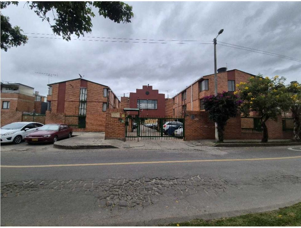 Casa en venta Cundinamarca Bogotá Portales Del Norte 65 m2 Habitaciones 3 Baños 2 Garajes 1 Precio $345000000