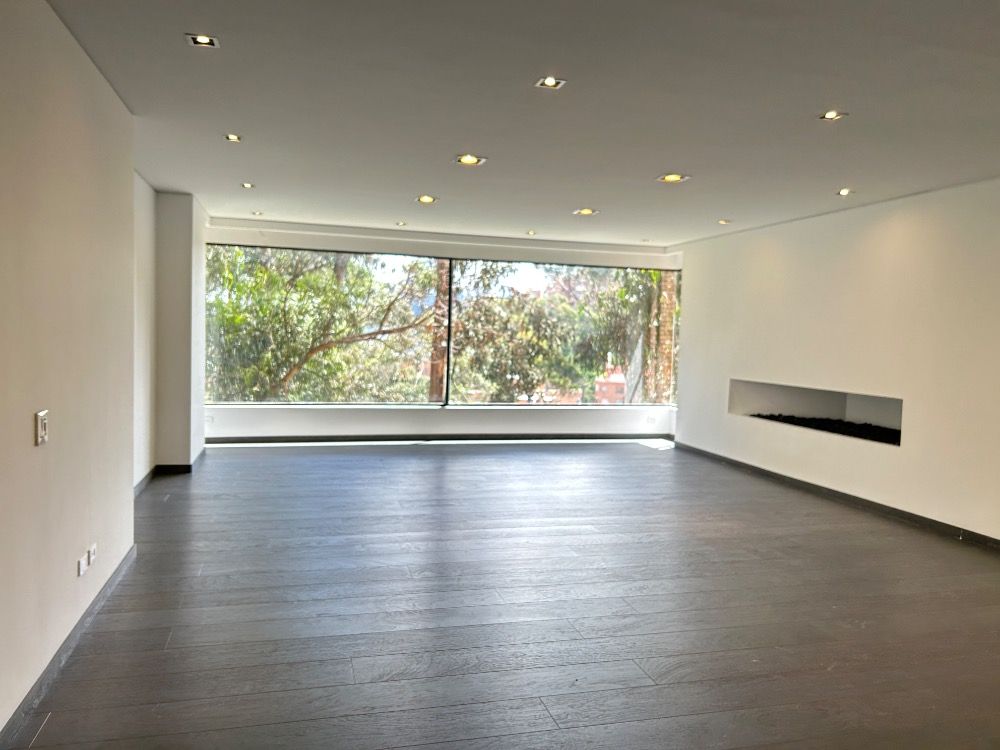 Apartamento en venta Cundinamarca Bogotá Ciudadela Real 370 m2 Habitaciones 5 Baños 6 Garajes 4 Precio $2990000000