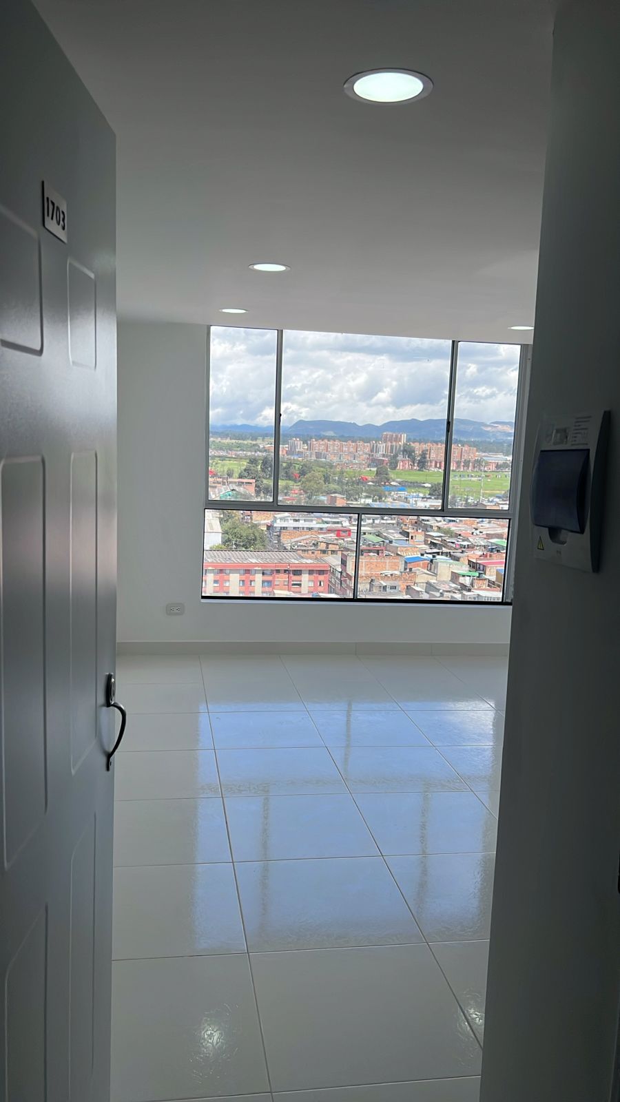 Apartamento en venta Cundinamarca Bogotá Aldea 46 m2 Habitaciones 2 Baños 2 Garajes 0 Precio $250000000