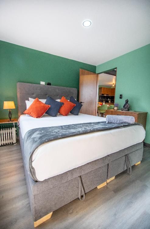 Casa en venta Cundinamarca Bogotá La Salle 403 m2 Habitaciones 6 Baños 7 Garajes 0 Precio $1700000000