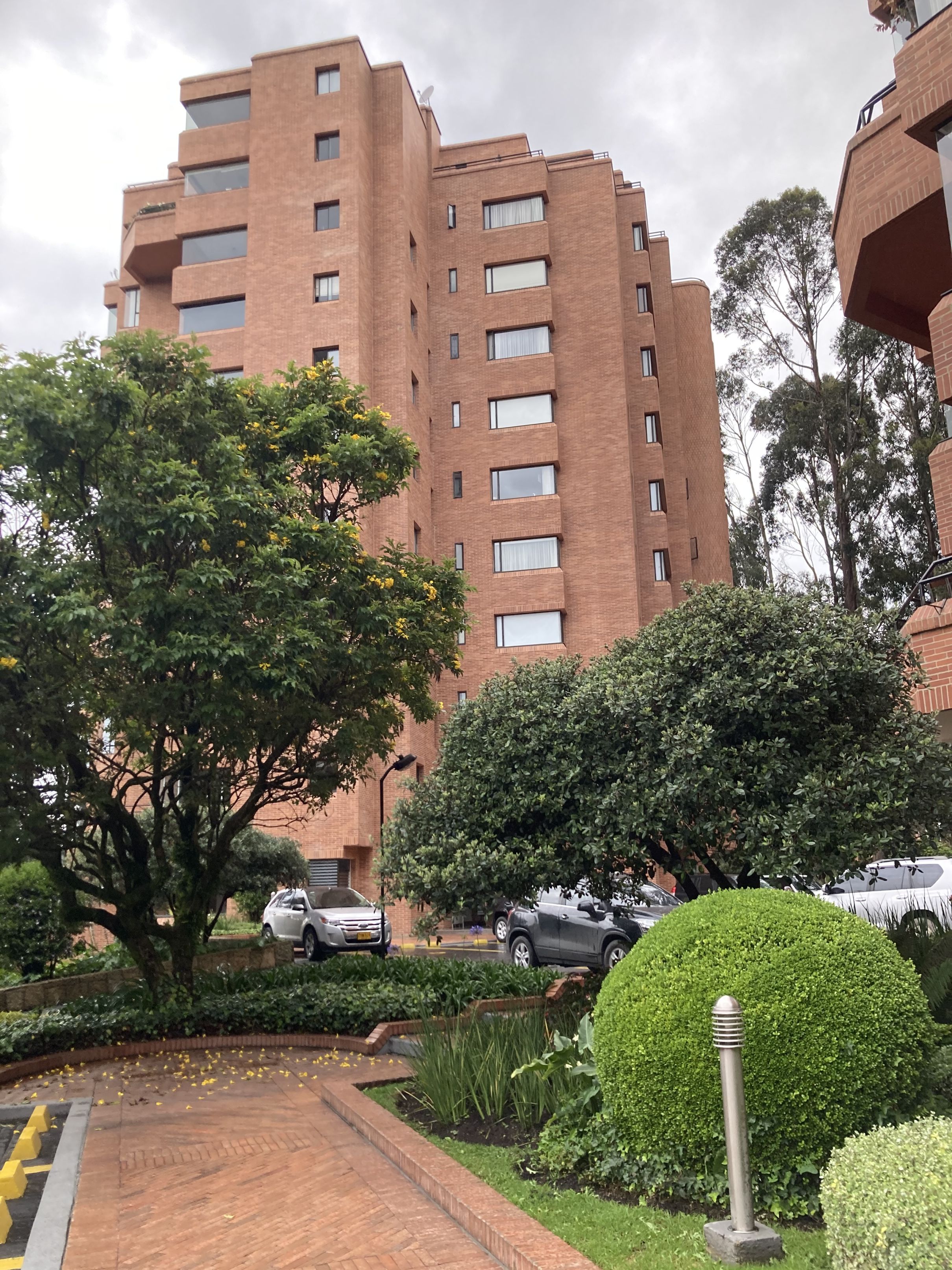 Apartamento en venta Cundinamarca Bogotá La Acanada 343 m2 Habitaciones 4 Baños 5 Garajes 4 Precio $3100000000