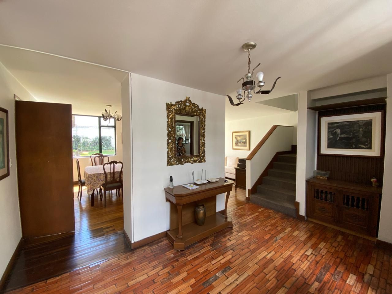 Casa en venta Cundinamarca Bogotá Pasadena 223 m2 Habitaciones 4 Baños 4 Garajes 2 Precio $1300000000