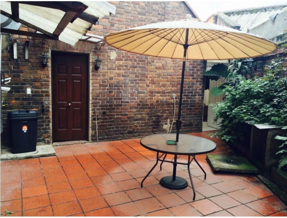 Casa en venta Cundinamarca Bogotá Santa Teresita 700 m2 Habitaciones 7 Baños 8 Garajes 2 Precio $2500000000