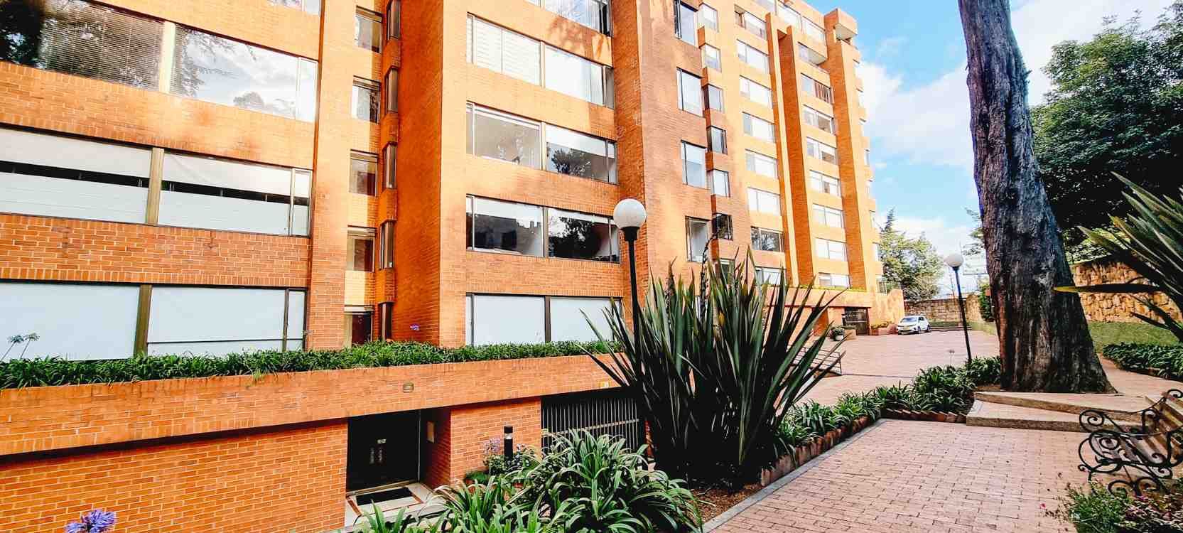 Apartamento en venta Cundinamarca Bogotá Ciudad Jardín Norte 164 m2 Habitaciones 3 Baños 3 Garajes 3 Precio $1180000000