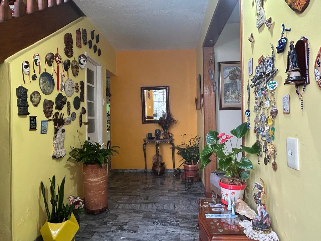 Casa en venta Cundinamarca Bogotá Bosque Calderón 250 m2 Habitaciones 4 Baños 3 Garajes 2 Precio $1350000000