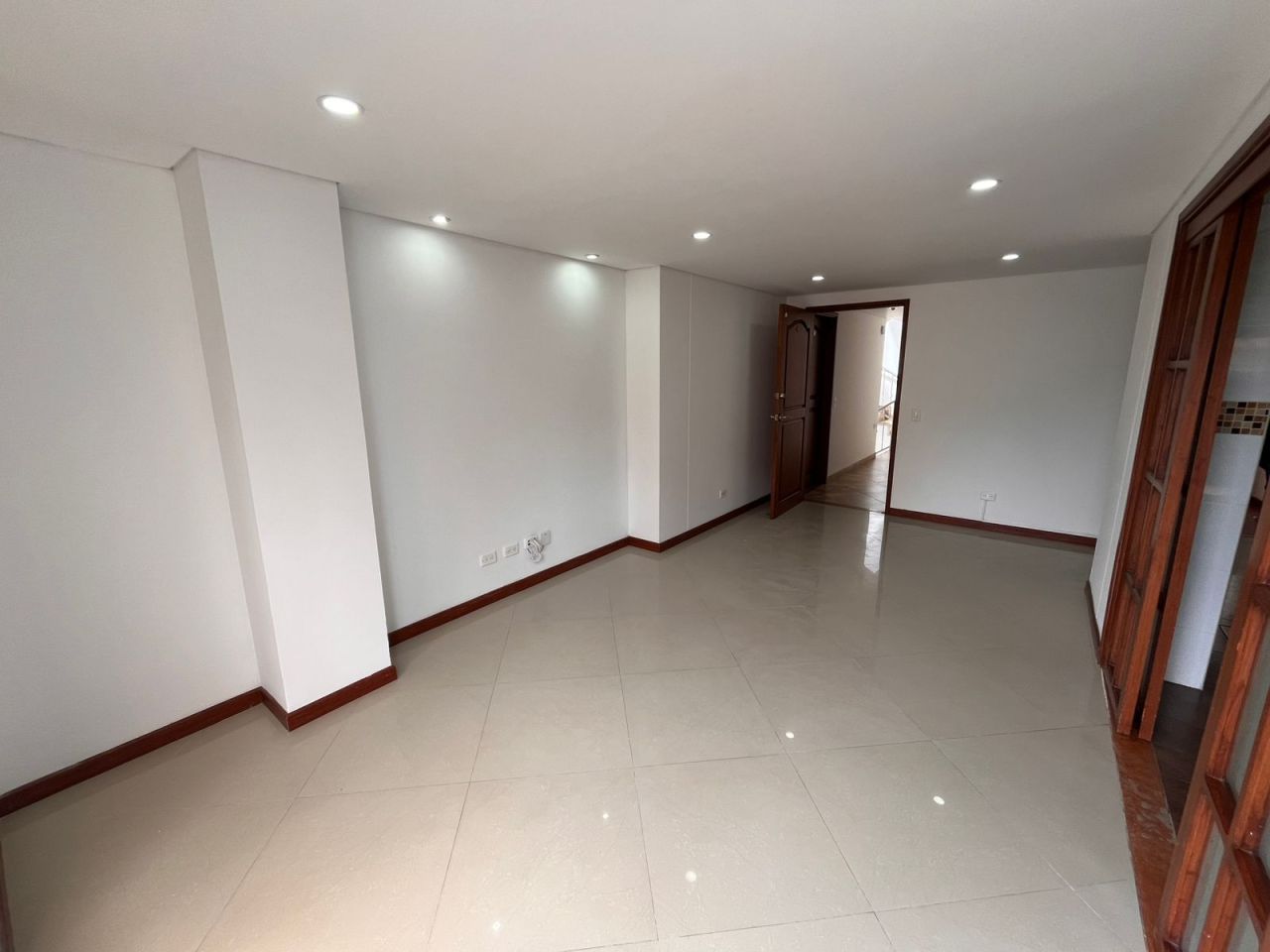Apartamento en arriendo Cundinamarca Bogotá Belalcázar 70 m2 Habitaciones 3 Baños 2 Garajes 1 Precio $3661307