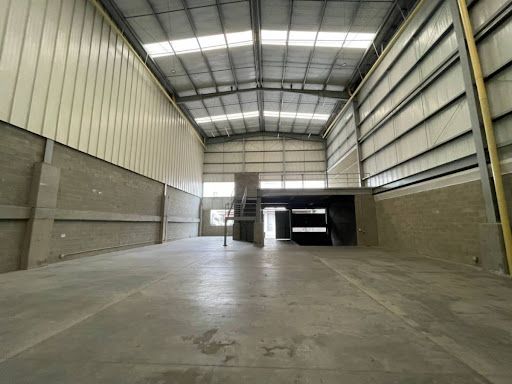 Bodega en arriendo Antioquia Copacabana Copacabana 600 m2 Habitaciones 0 Baños 3 Garajes 3 Precio $18000000