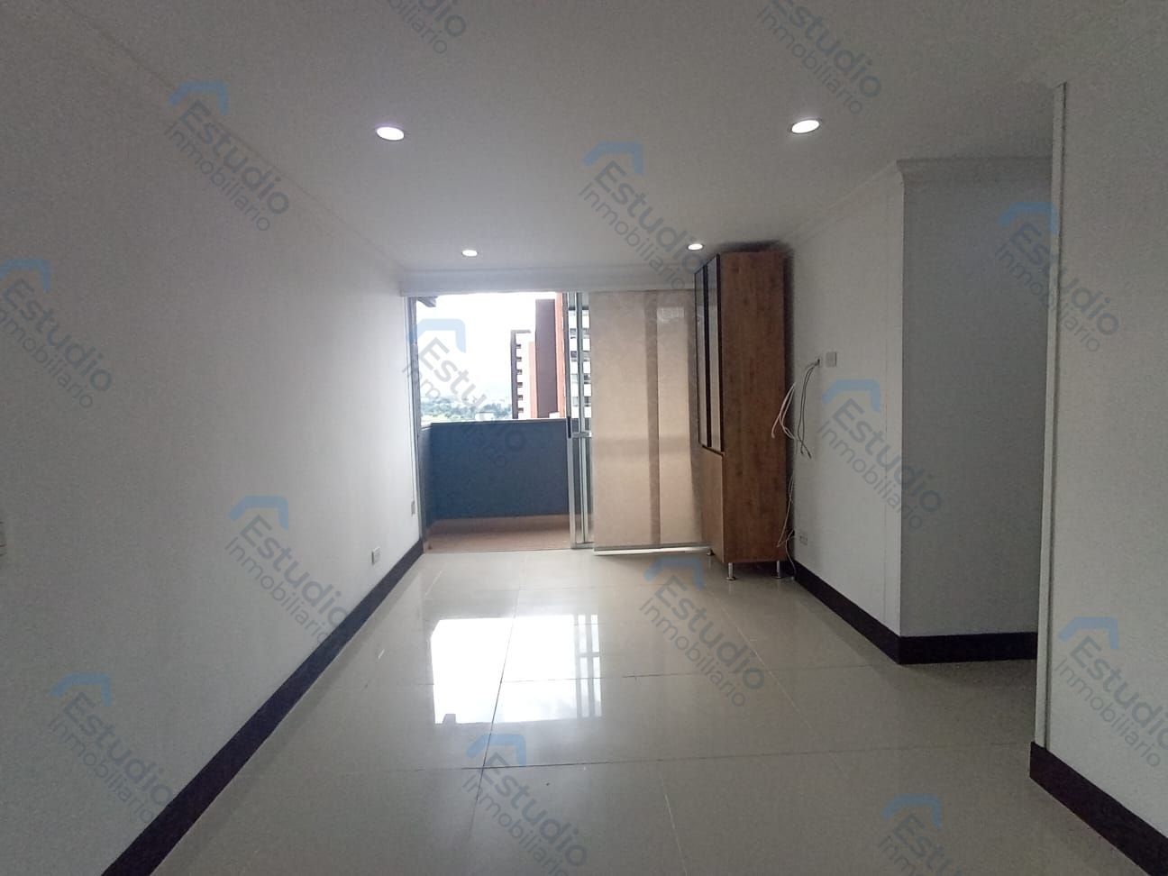 Apartamento en arriendo Antioquia Sabaneta Los Alcázares 60 m2 Habitaciones 3 Baños 2 Garajes 1 Precio $2500000