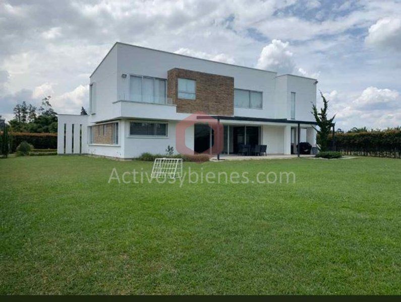 Casa en venta Antioquia Rionegro Centro 560 m2 Habitaciones 5 Baños 5 Garajes 2 Precio $4000000000