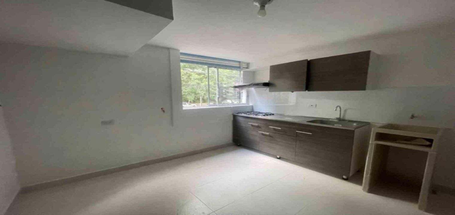 Apartaestudio en arriendo Antioquia Medellín Estadio 35 m2 Habitaciones 1 Baños 1 Garajes 0 Precio $2300000