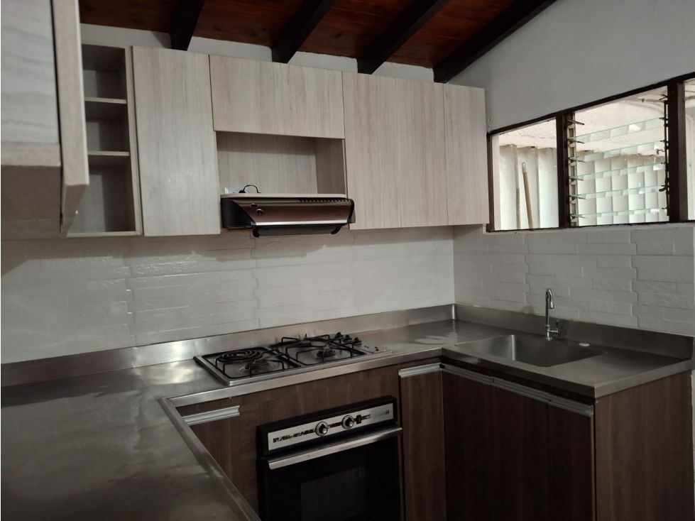 Casa en venta Antioquia Envigado La Mesa 140 m2 Habitaciones 4 Baños 2 Garajes 0 Precio $728000000
