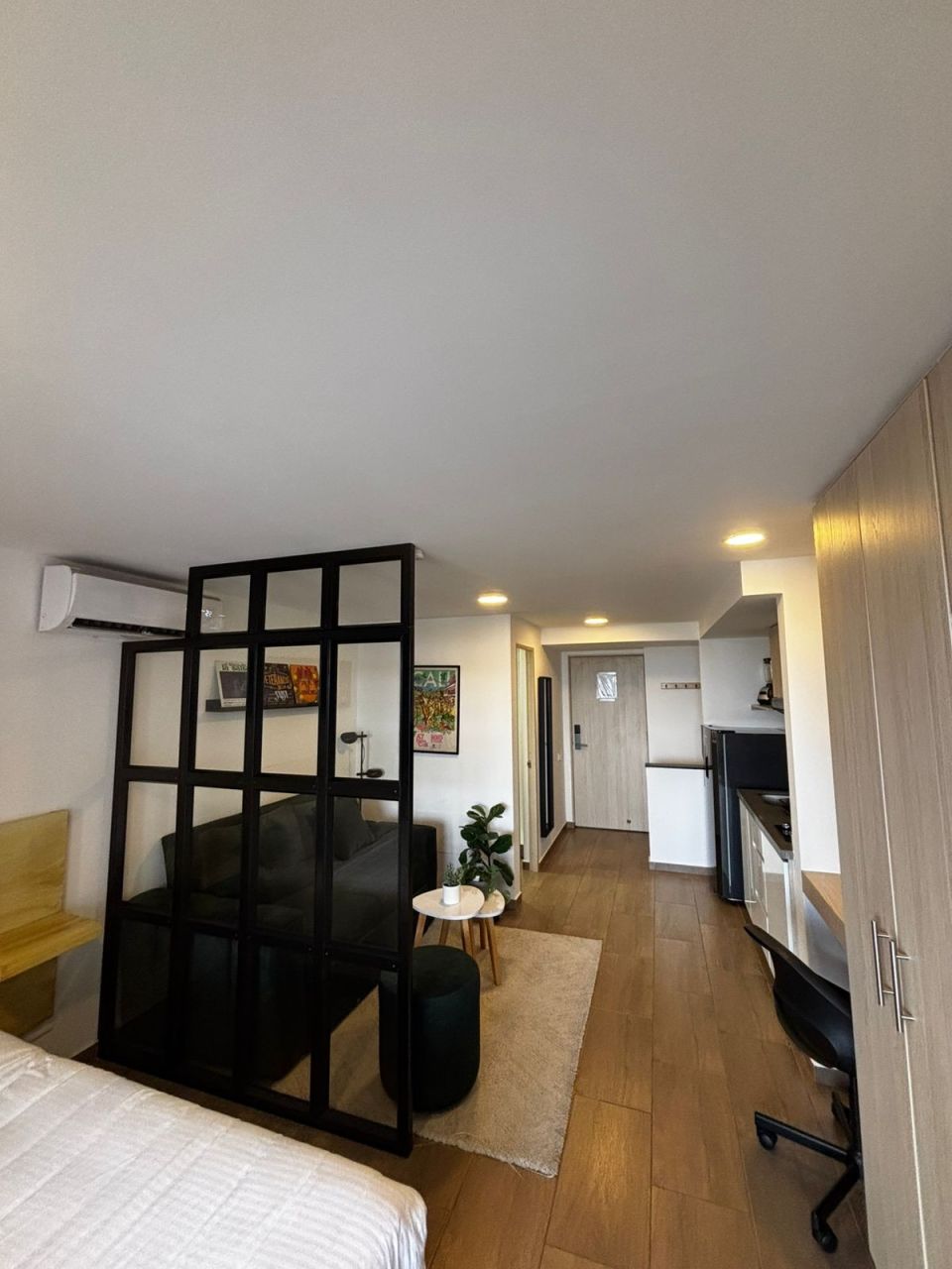 Apartaestudio en venta Valle Del Cauca Cali Tejares - Cristales 34 m2 Habitaciones 1 Baños 1 Garajes 0 Precio $415000000