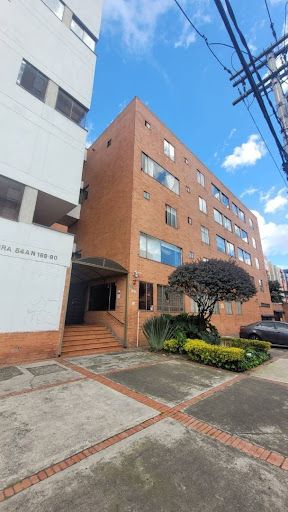 Apartamento en arriendo Cundinamarca Bogotá Granada Norte 71 m2 Habitaciones 3 Baños 2 Garajes 2 Precio $2600000