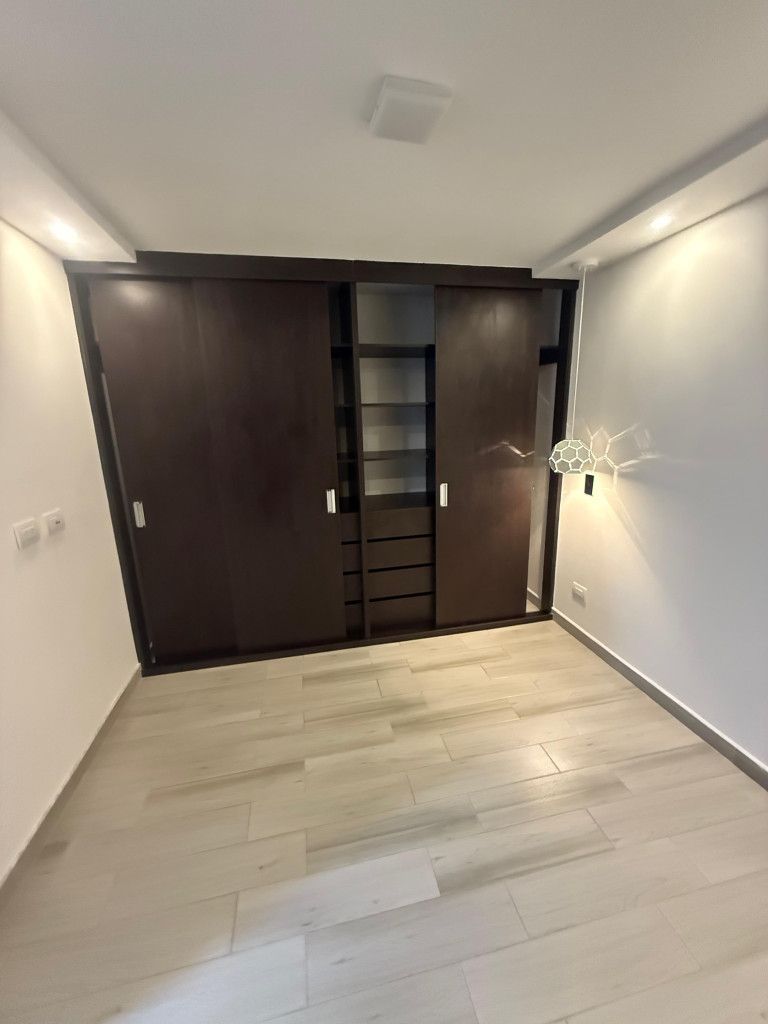 Apartamento en venta Cundinamarca Bogotá Centenario 44 m2 Habitaciones 2 Baños 1 Garajes 0 Precio $245000000