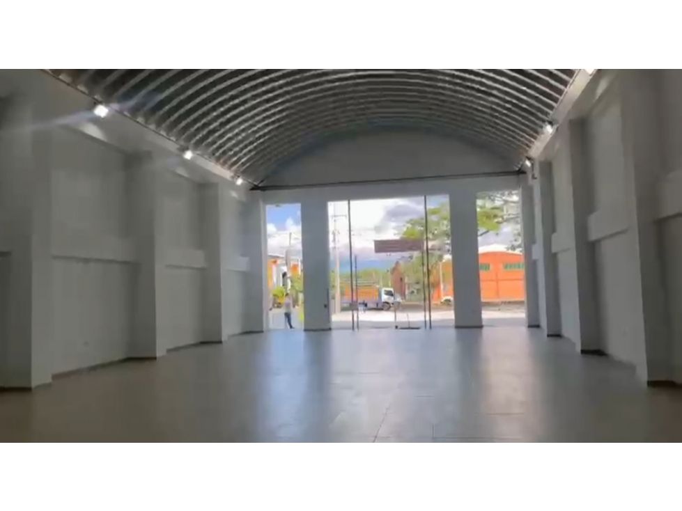 Bodega en arriendo Huila Neiva Mano Fuerte 740 m2 Habitaciones 0 Baños 3 Garajes 0 Precio $13000000