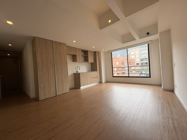 Apartaestudio en arriendo Cundinamarca Bogotá Bella Suiza 38 m2 Habitaciones 1 Baños 2 Garajes 1 Precio $2500000