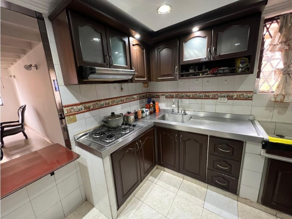 Apartamento en venta Valle Del Cauca Cali Las Granjas 65 m2 Habitaciones 3 Baños 1 Garajes 0 Precio $220000000