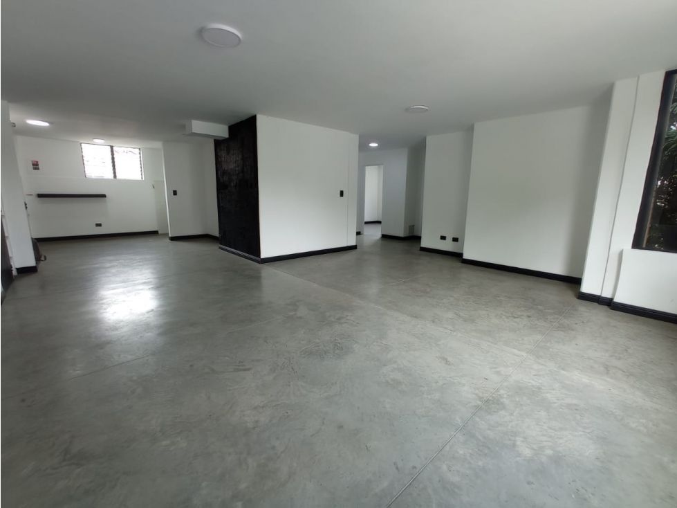 Apartamento en venta Antioquia Medellín La Aguacatala 100 m2 Habitaciones 3 Baños 2 Garajes 1 Precio $620000000