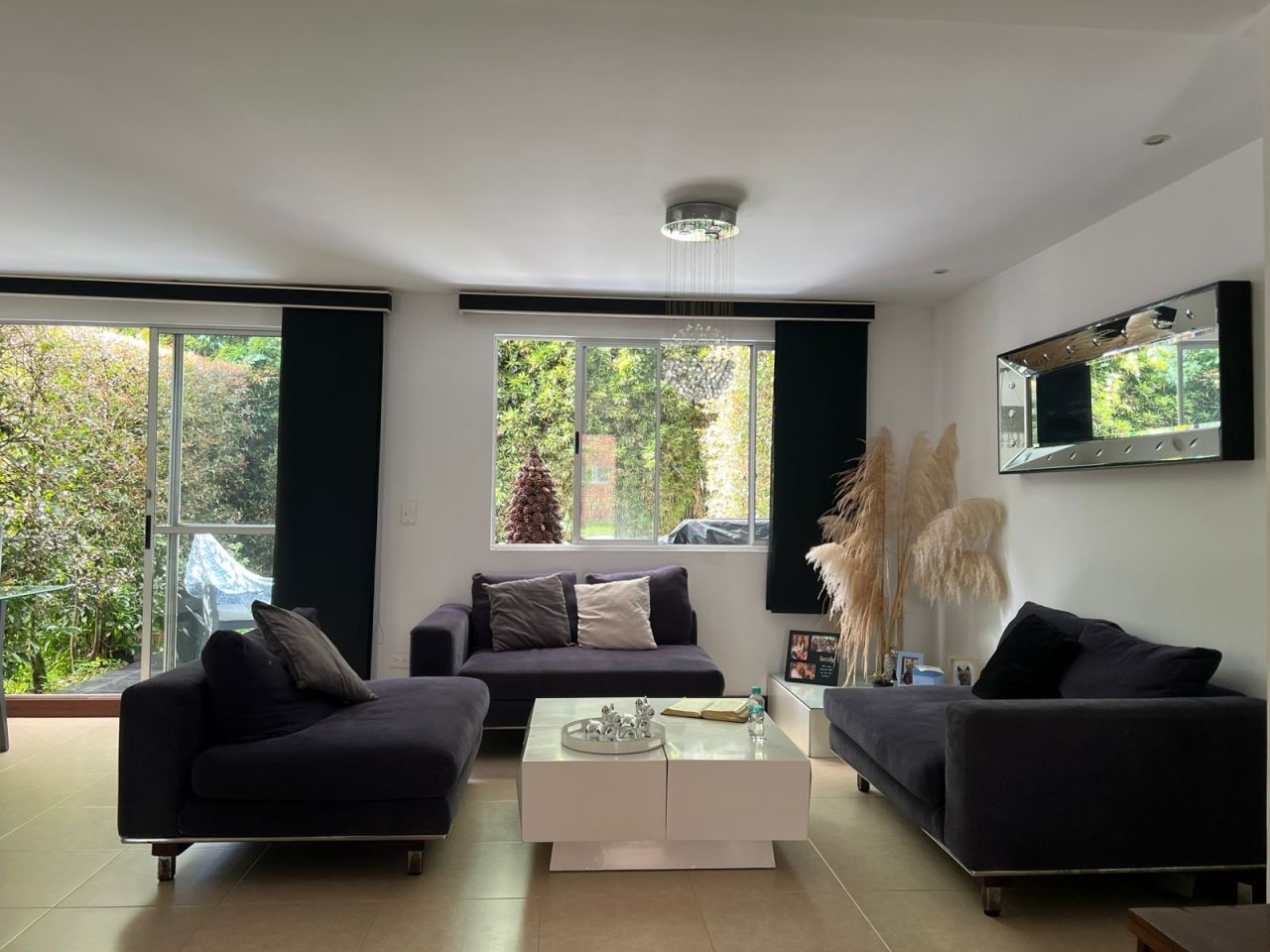 Casa en venta Antioquia Envigado El Esmeraldal 198 m2 Habitaciones 3 Baños 3 Garajes 4 Precio $1441000000