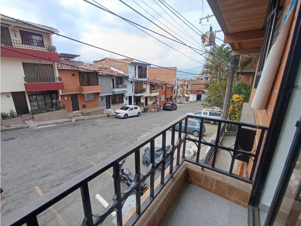 Apartamento en arriendo Antioquia Medellín Cucaracho 42 m2 Habitaciones 2 Baños 1 Garajes 0 Precio $1300000