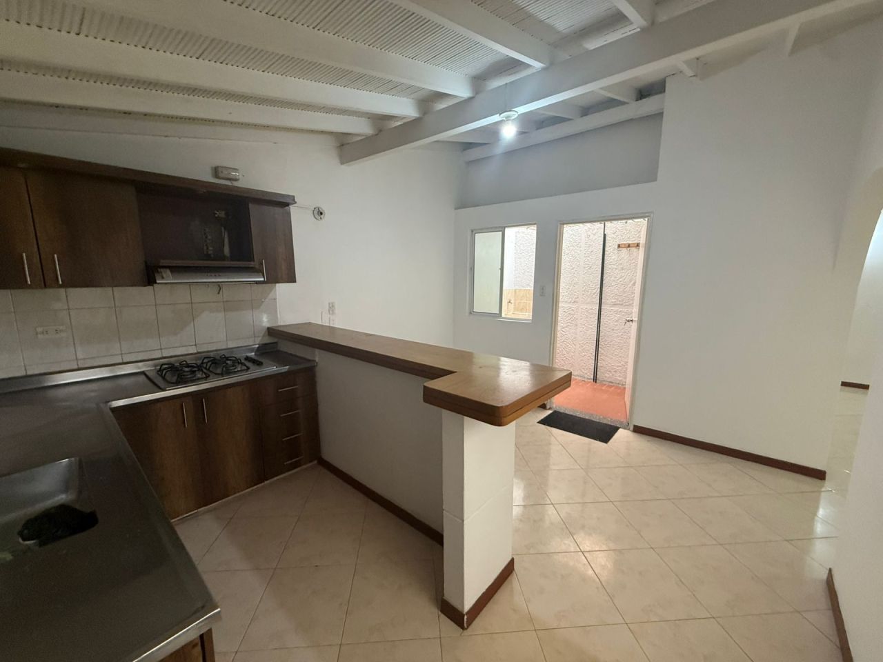 Apartamento en arriendo Antioquia Medellín La Floresta 120 m2 Habitaciones 3 Baños 2 Garajes 0 Precio $3500000