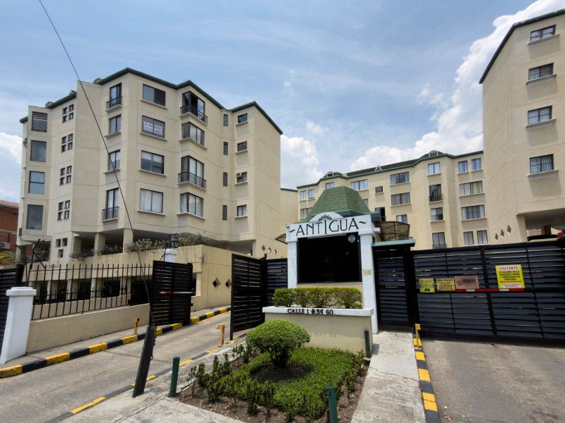 Apartamento en venta Valle Del Cauca Cali Sector La Luisa Bella Suiza 75 m2 Habitaciones 4 Baños 3 Garajes 1 Precio $317000000